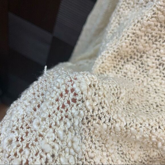 Rip Curl lightweight tan crochet & fringe sweater - Picture 9 of 9